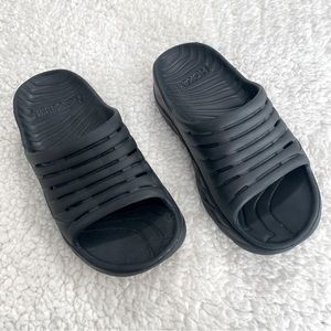 Hoka One One Slide On Sandal Black Shoes Size 8